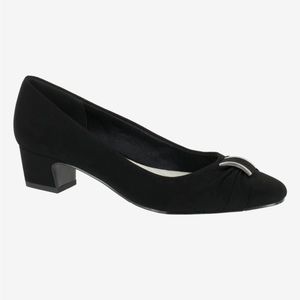Brand new Easy Street Women's Black Lamy Eloise Dress Pump Shoes Size 7.5_M